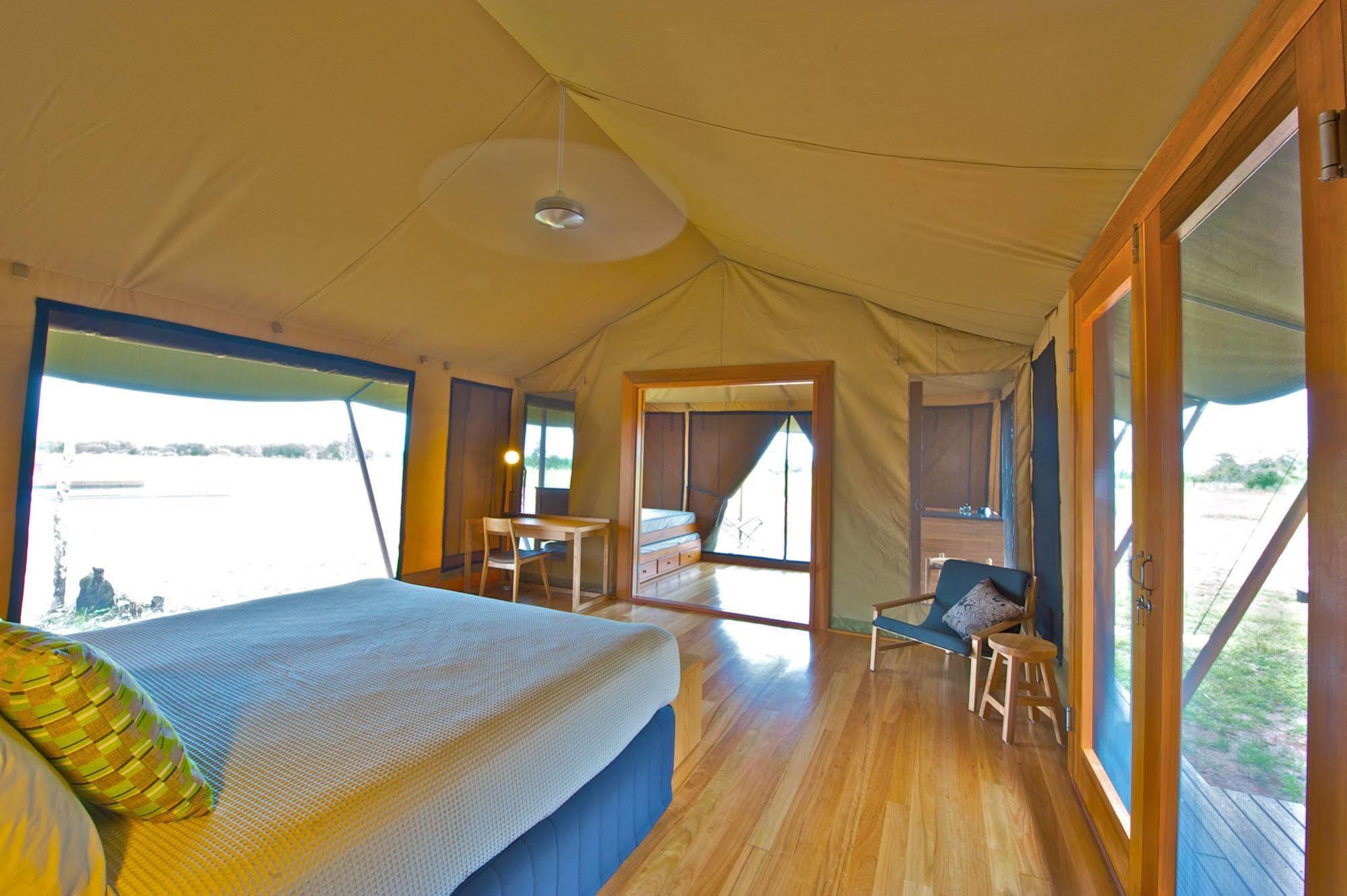 Wildman Wilderness Lodge Darwin Exterior photo